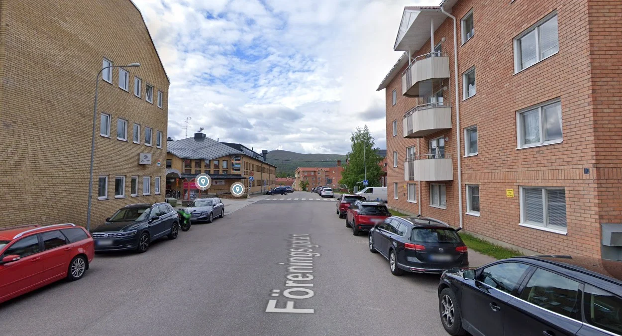 耶利瓦勒鎮旁平緩斜坡的山