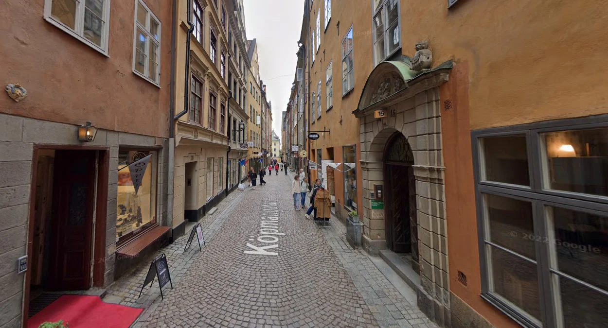 斯德哥爾摩老城的狹窄石巷