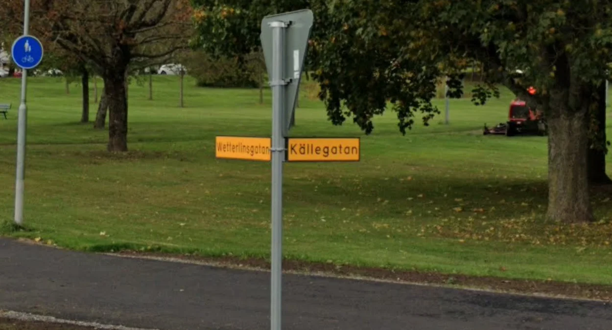 法爾雪平的純黃色路牌