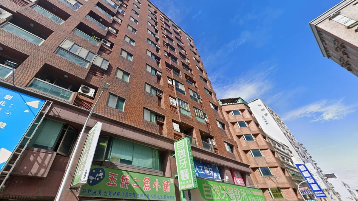 桃園紅磚公寓