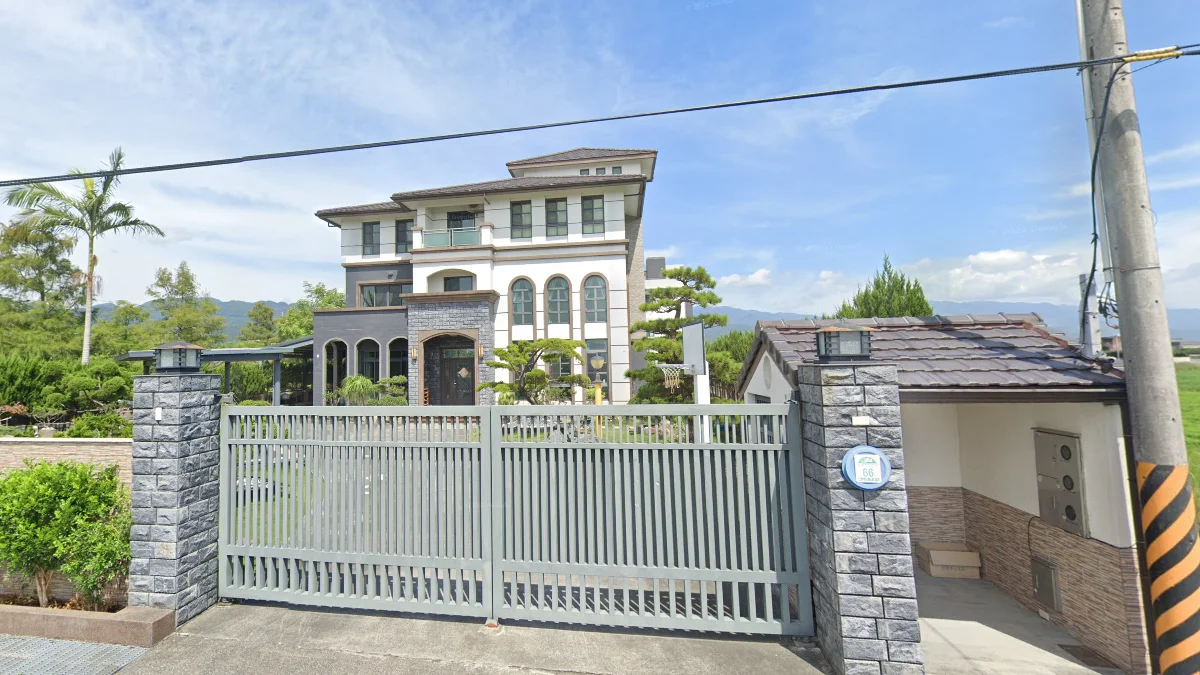 宜蘭豪華多層別墅