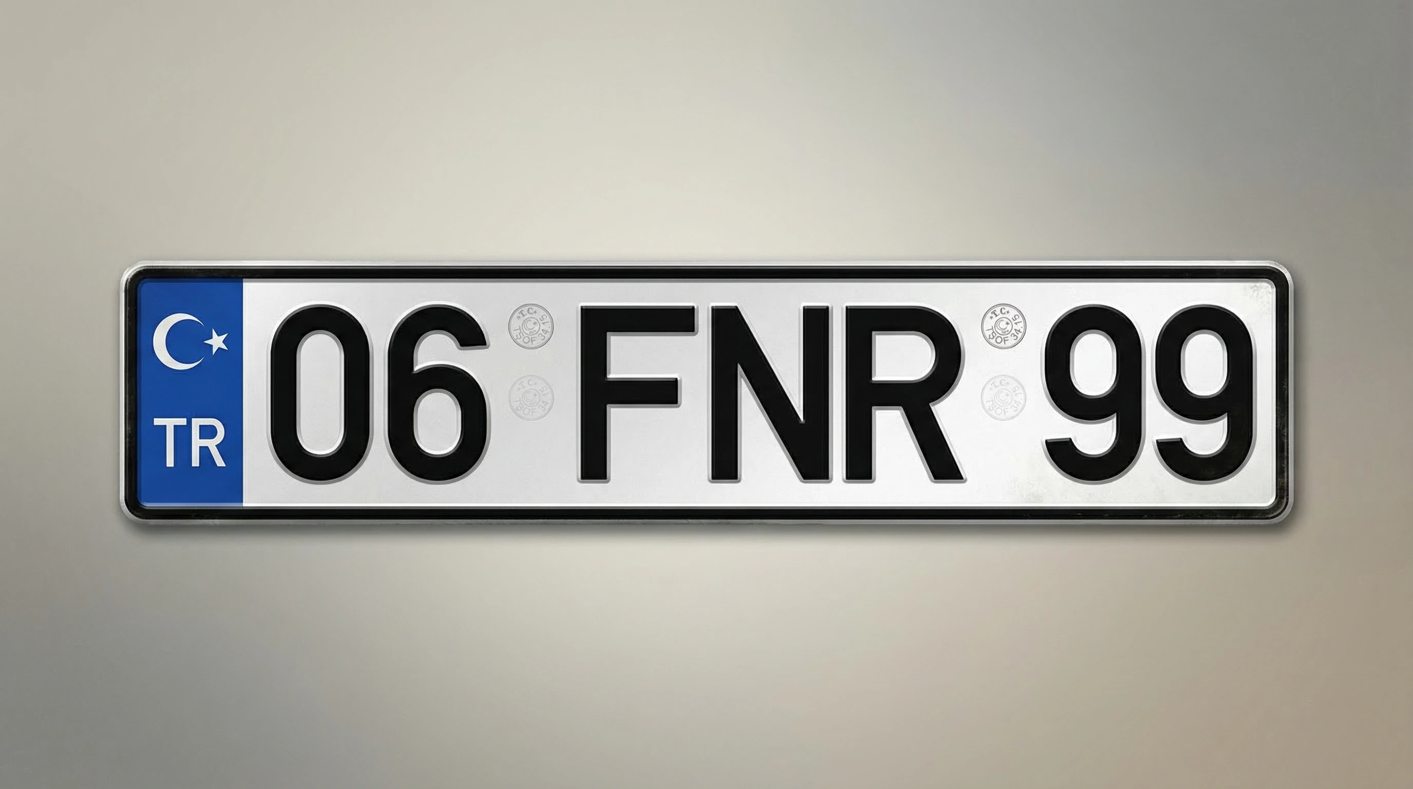 藍條車牌與土耳其語特色