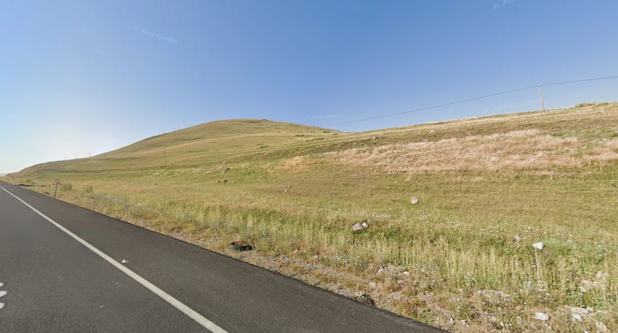 東北部未開墾草地