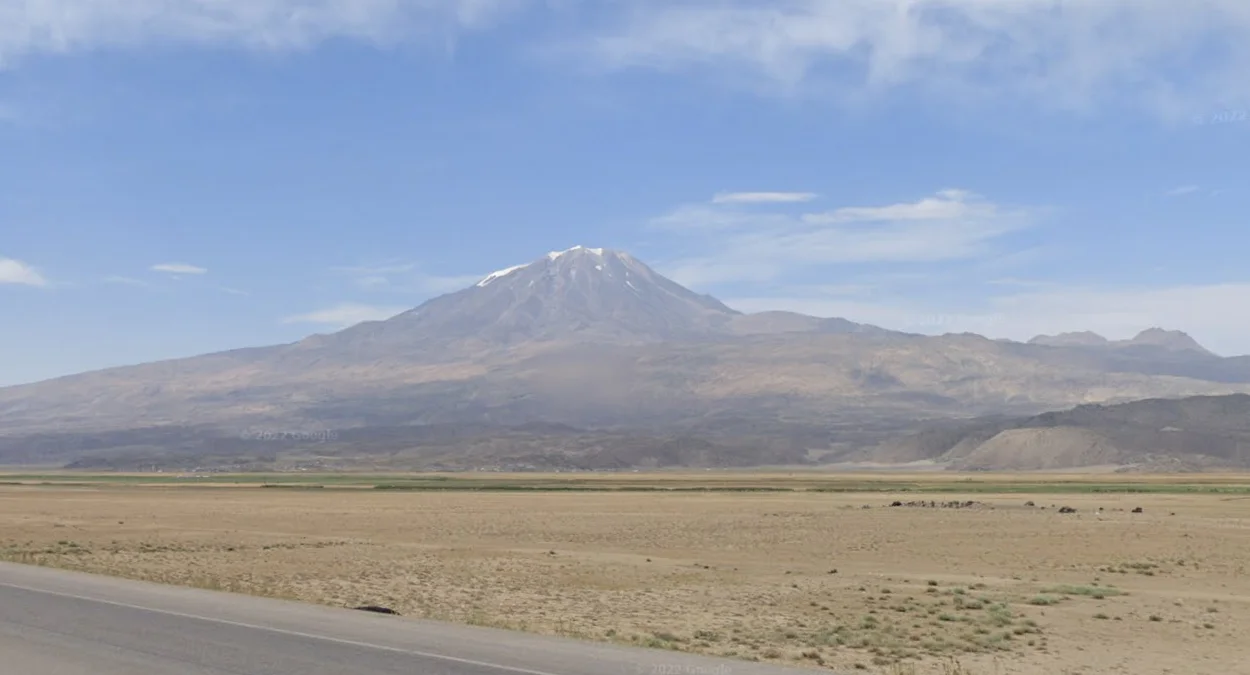 亞拉拉特山與小亞拉拉特