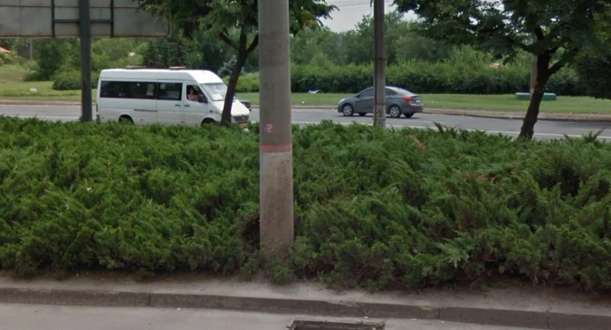 克里維里赫紅色條紋電線桿