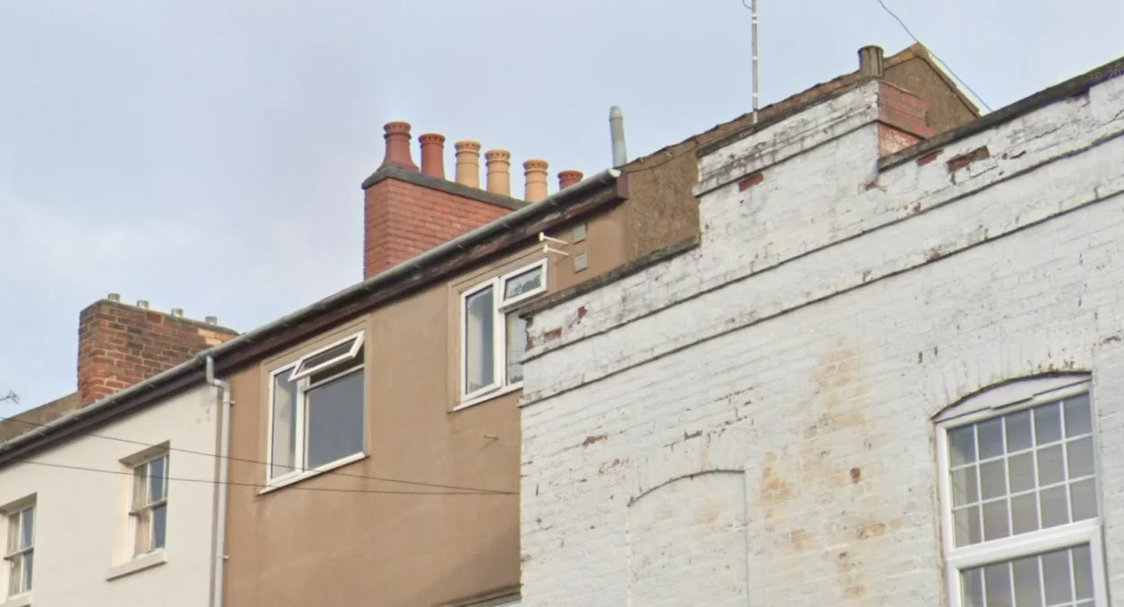 多個煙囪帽的獨特煙囪