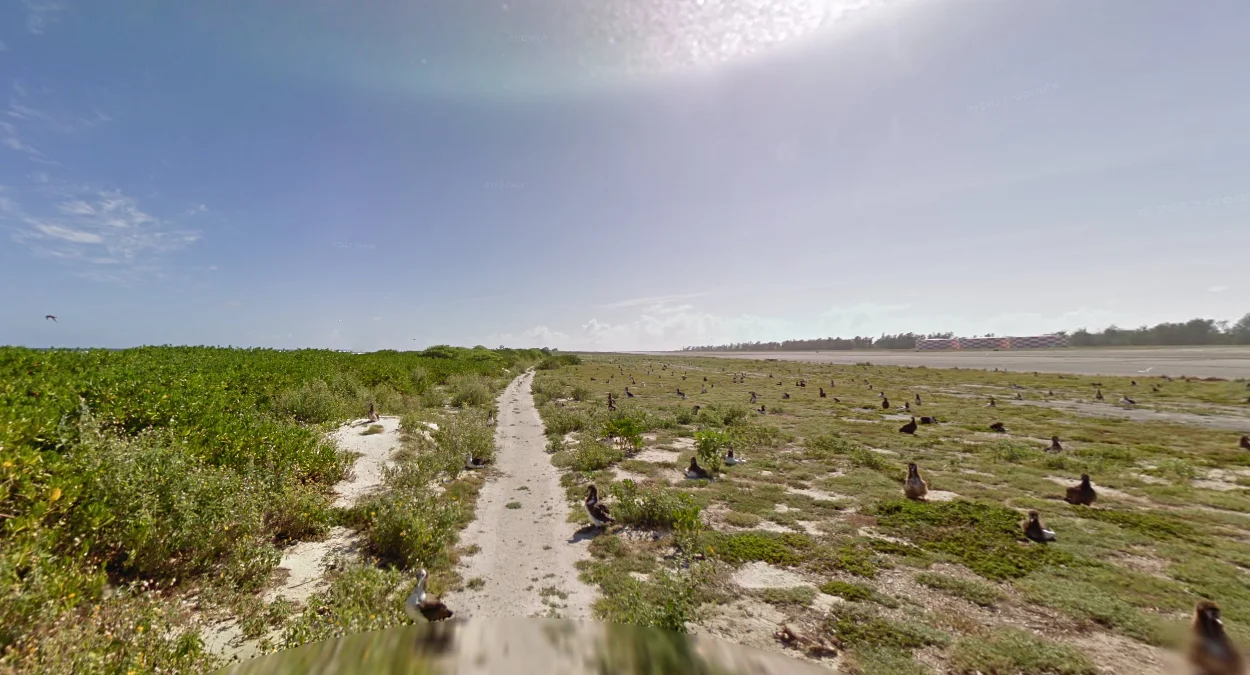 中途島二代攝影機