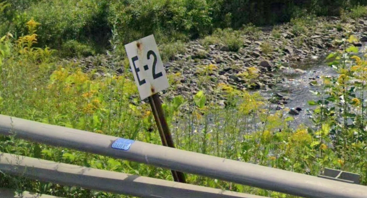 新罕布夏州「E-2」金屬牌