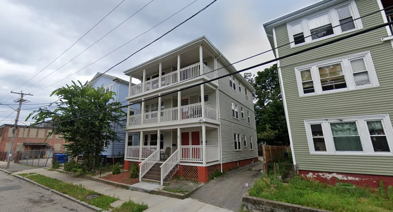 東北部三層木屋