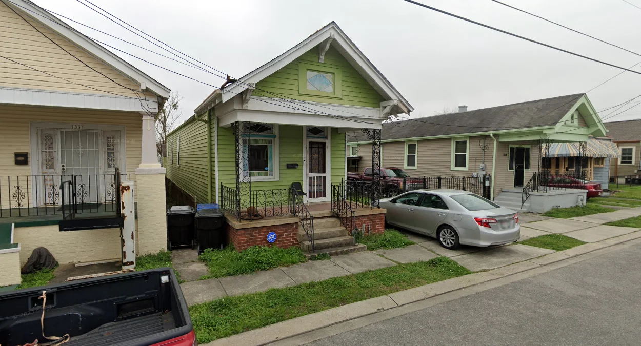 狹長單層木屋（散彈槍屋）