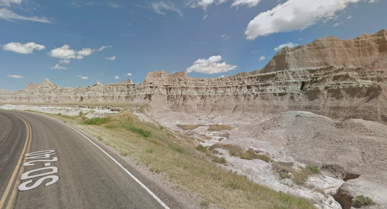 惡地國家公園沙棕色岩層