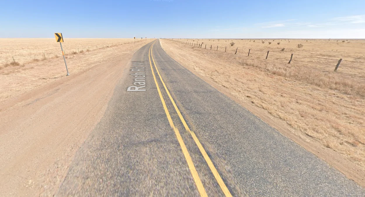 德州等州寬間距黃線