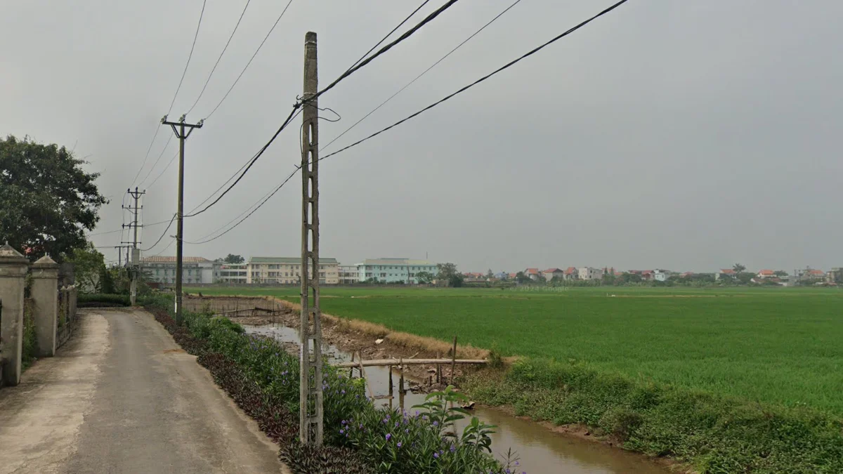 北部桿身大孔電線桿