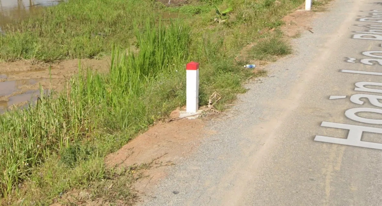 彩色頂部里程碑